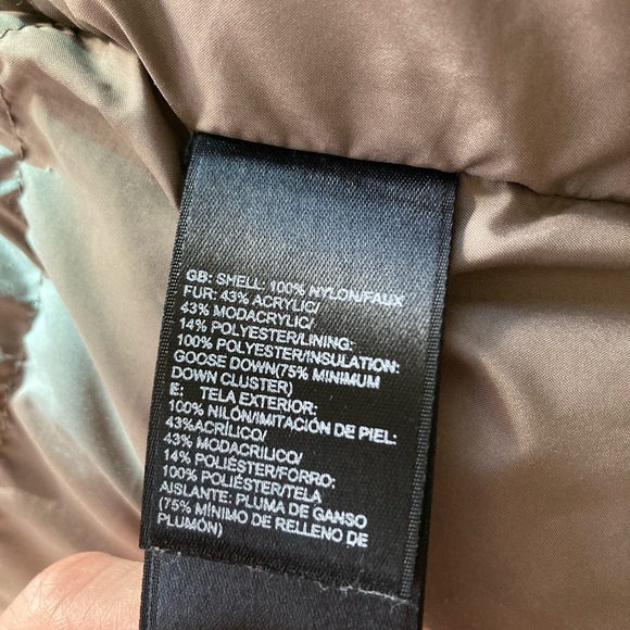 North Face Women Down Fur Hoodie Coat - Picture 7 of 8